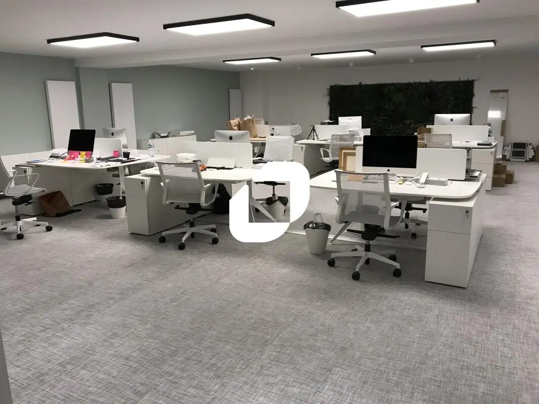 Bureau dans Paris à louer Photo de l’immeuble– Image 1 sur 14