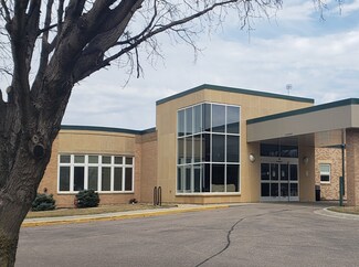 Plus de détails pour 625 N Jackson Ave, Springfield, MN - Santé à vendre
