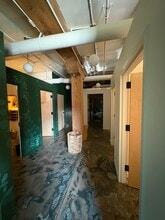 2411 E Franklin St, Richmond, VA à louer Photo intérieure– Image 2 sur 3