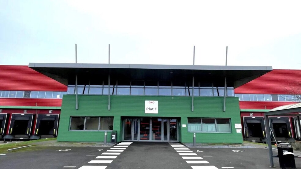 Industriel/Logistique dans Le Coudray-Montceaux à louer - Photo de l’immeuble – Image 2 sur 27