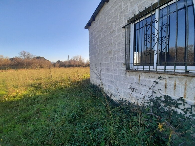 Calle del Ferrocarril, S/N, Cubillos del Sil, León à vendre - Photo de l’immeuble – Image 3 sur 4