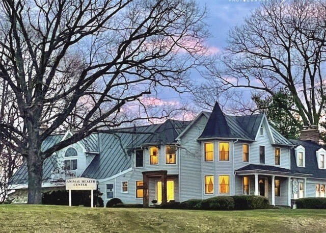 806 Park Ave, Mount Airy, MD à vendre - Photo principale – Image 1 sur 45