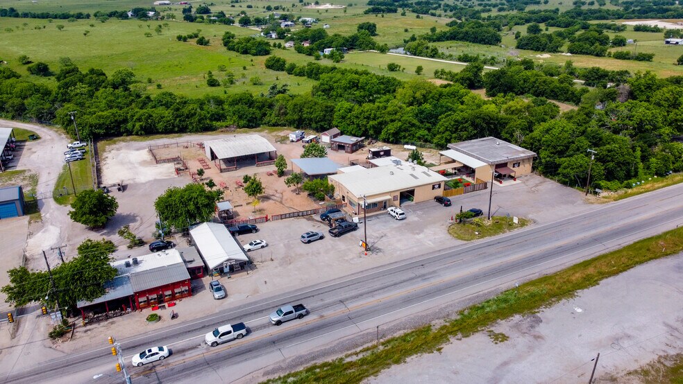 125 W Highway 171, Godley, TX à vendre - Photo de l’immeuble – Image 3 sur 48