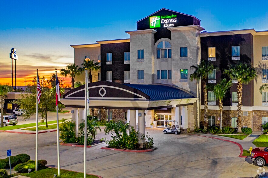 929 N Navigation Blvd, Corpus Christi, TX à vendre - Photo de l’immeuble – Image 3 sur 24