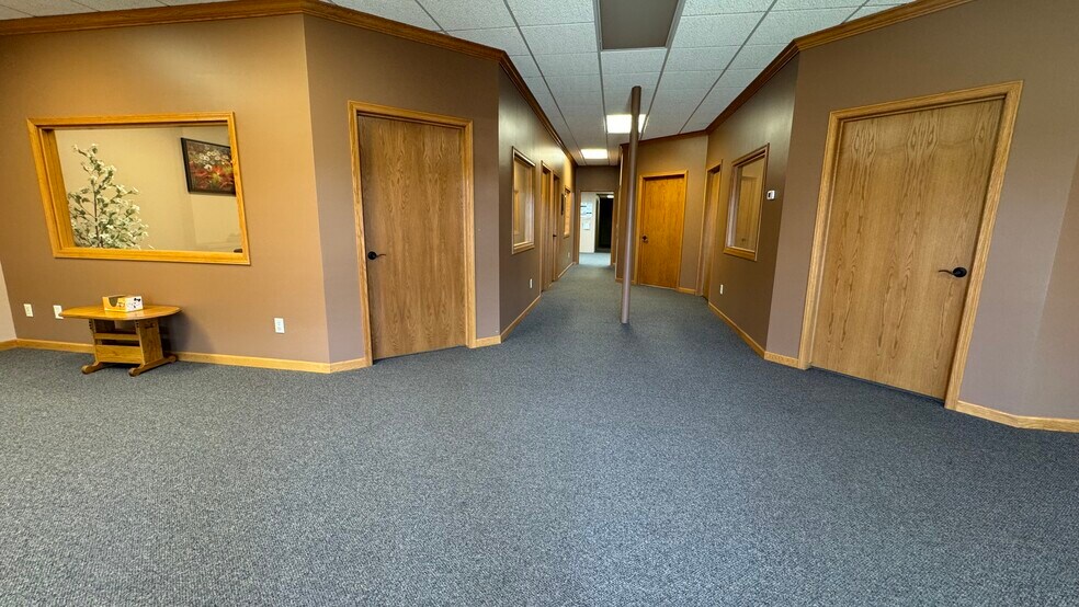 540 25th Ave N, Saint Cloud, MN à louer - Photo de l’immeuble – Image 3 sur 16
