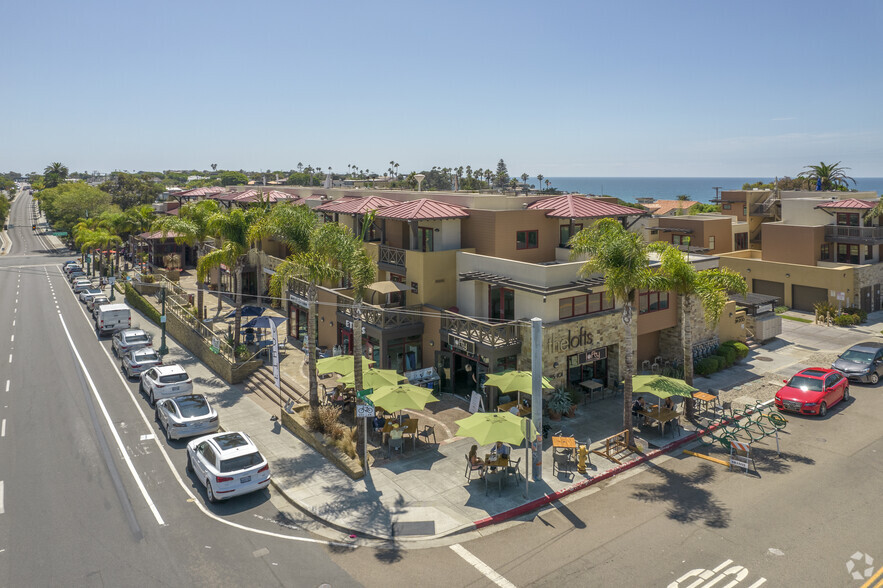 90 N Coast Highway 101, Encinitas, CA à vendre - Photo de l’immeuble – Image 3 sur 22