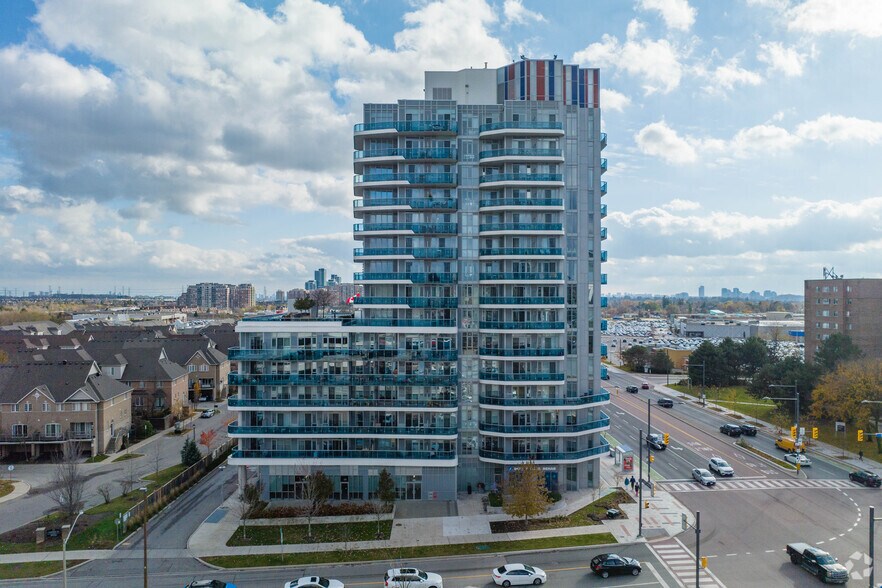9471 Yonge St, Richmond Hill, ON à louer - Photo de l’immeuble – Image 3 sur 11