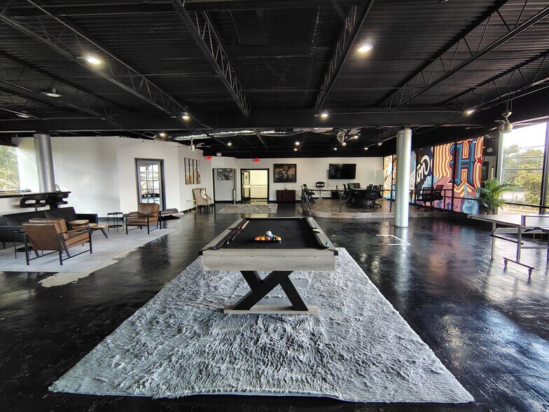 802 Crosstimbers, Houston, TX à louer - Photo de l’immeuble – Image 2 sur 39