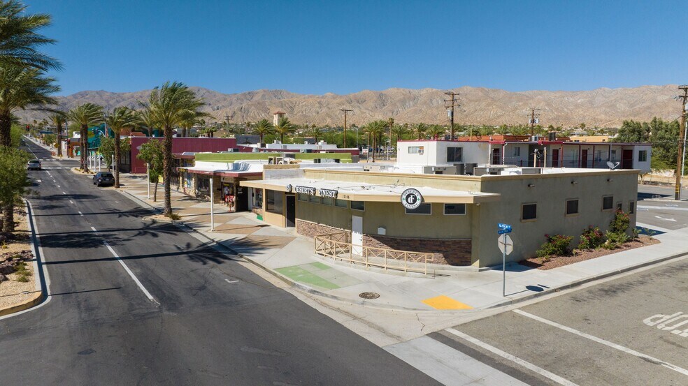 12106 Palm Dr, Desert Hot Springs, CA à louer - Photo de l’immeuble – Image 2 sur 57