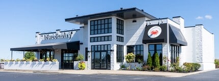 8239 Georgia St, Merrillville, IN à louer Photo de l’immeuble– Image 1 sur 12