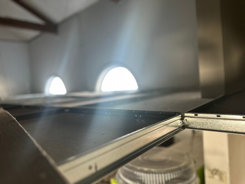 809 E 8th St, Anderson, IN à vendre - Photo de l’immeuble – Image 2 sur 5