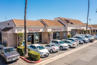 Plus de détails pour 2005-2025 N Tustin Ave, Santa Ana, CA - Local commercial à louer