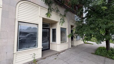 1469-1473 W Sylvania Ave, Toledo, OH à louer Photo intérieure– Image 1 sur 15