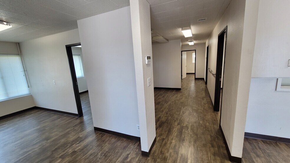 45 Foley St, Santa Rosa, CA à louer - Photo de l’immeuble – Image 3 sur 21