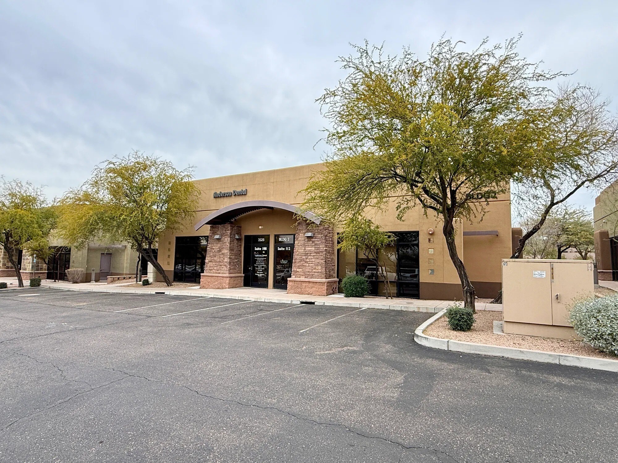 2525 W Carefree Hwy, Phoenix, AZ à vendre Photo principale– Image 1 sur 4