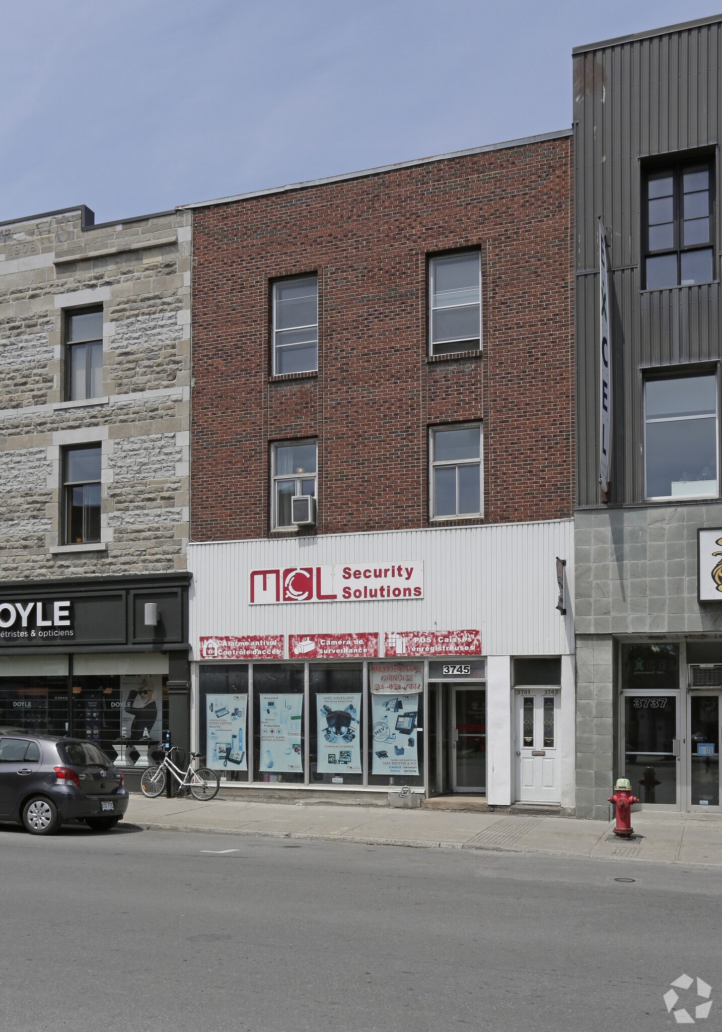 3745 Rue Notre-Dame O, Montréal, QC à louer Photo principale– Image 1 sur 3