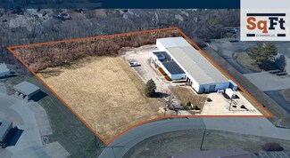 Plus de détails pour 115 May Dr, Harrison, OH - Industriel/Logistique à louer