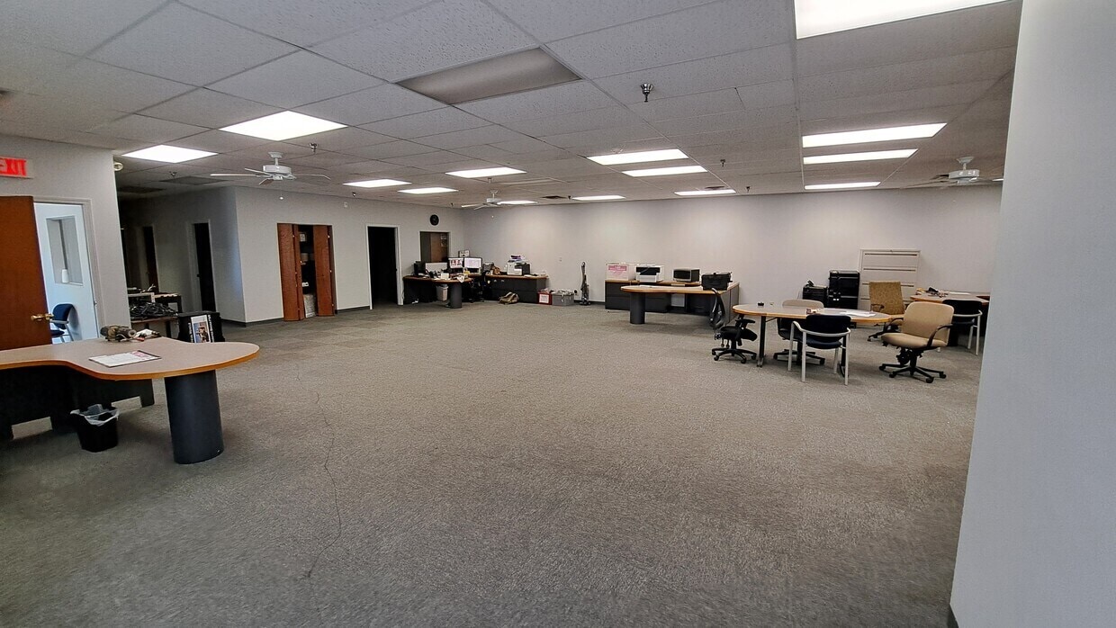 1850 Business Park Dr, Clarksville, TN à louer Photo intérieure– Image 1 sur 4