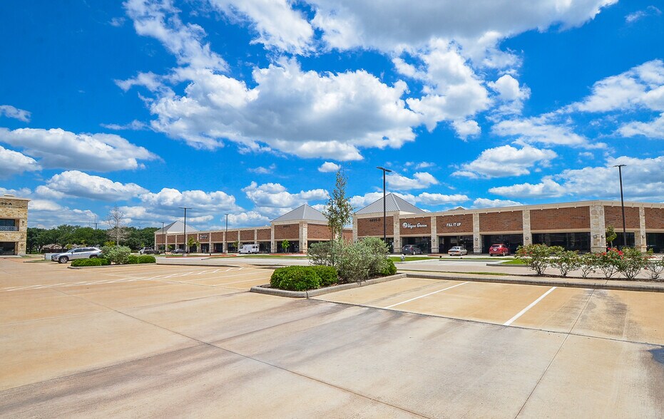 4899 Highway 6, Missouri City, TX à vendre - Photo de l’immeuble – Image 3 sur 33
