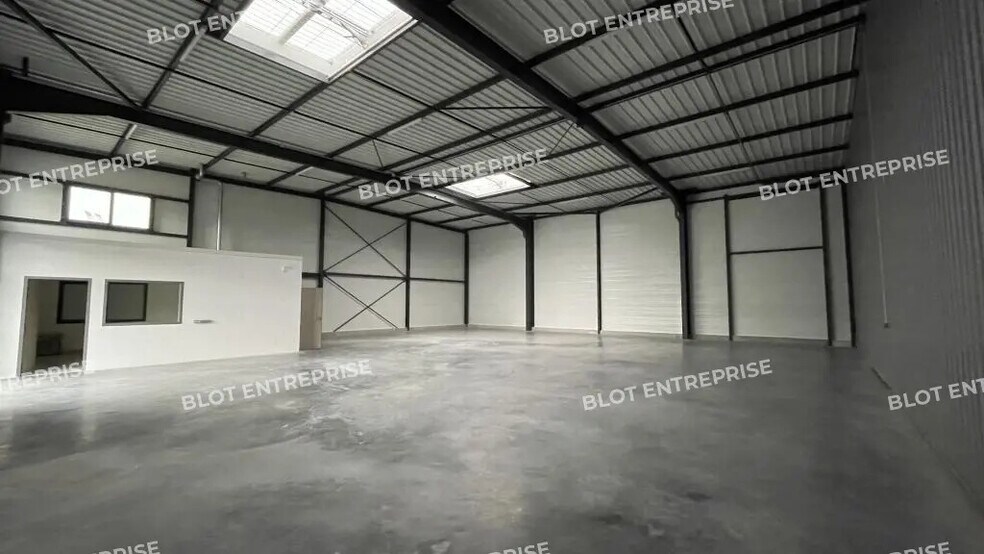 Bureau dans Montoir-de-Bretagne à louer - Photo intérieure – Image 3 sur 7