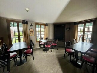 Plus de détails pour Local commercial à louer