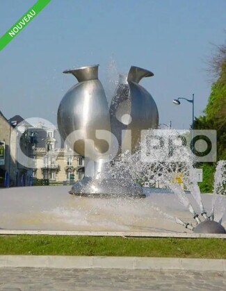 Plus de détails pour Local commercial à louer