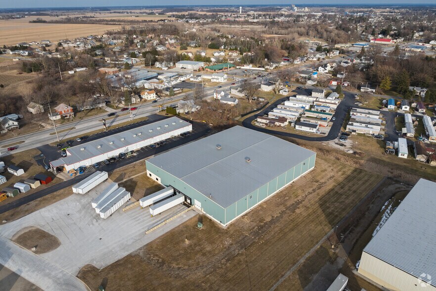 105 Enterprise Dr, Bellevue, OH à louer - Photo de l’immeuble – Image 1 sur 7