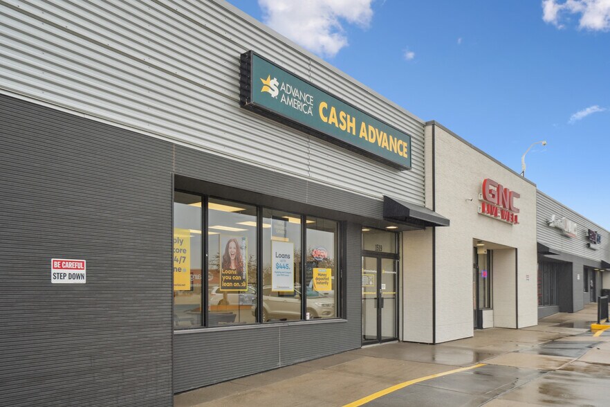 1505-1527 E San Marnan Dr, Waterloo, IA à louer - Photo de l’immeuble – Image 3 sur 22