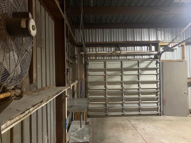 5306 W Commerce St, Tampa, FL à louer - Photo intérieure – Image 3 sur 5