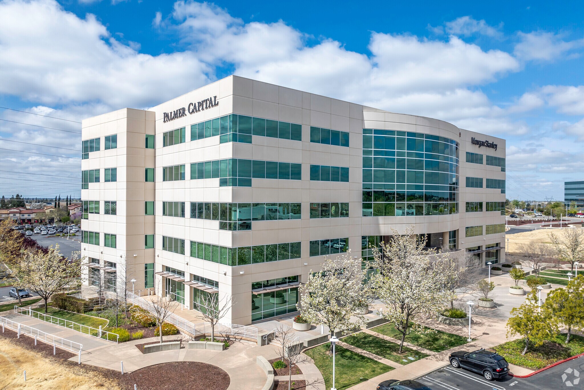 1478 Stone Point Dr, Roseville, CA à louer Photo principale– Image 1 sur 8