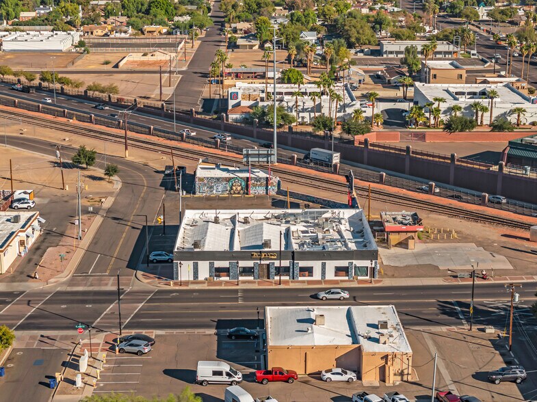 5912 W Glendale Ave, Glendale, AZ à vendre - Photo de l’immeuble – Image 1 sur 8