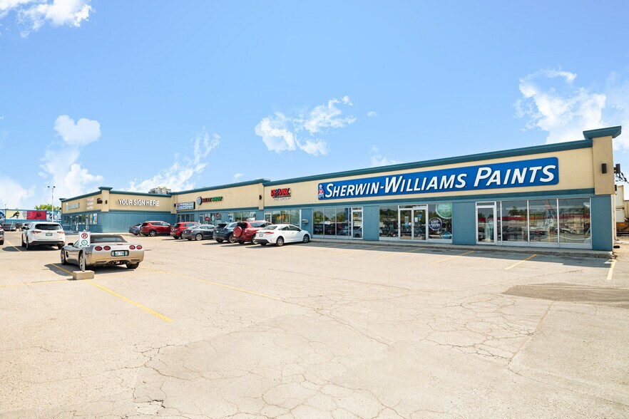756 Pembina Hwy, Winnipeg, MB à louer - Photo de l’immeuble – Image 2 sur 11