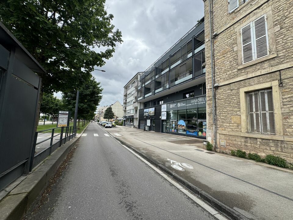 45 Avenue Du Drapeau, Dijon à vendre Photo de l’immeuble– Image 1 sur 5