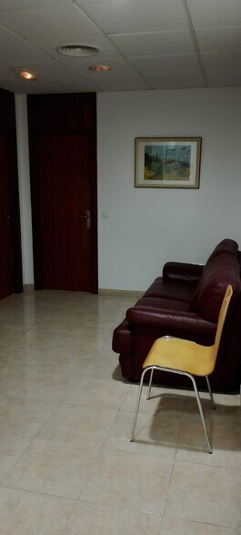 Bureau dans El Ejido, Almería à vendre - Photo de l’immeuble – Image 2 sur 6