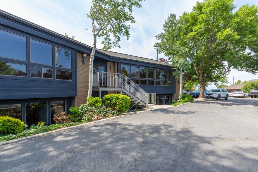 2063 E 3900 S, Salt Lake City, UT à louer - Photo de l’immeuble – Image 3 sur 36