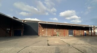 Plus de détails pour 1 Old Oak Ln, Londres - Industriel/Logistique à louer