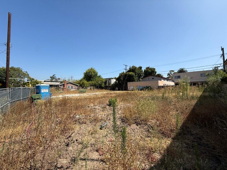 3676-3704 Kelton Ave, Los Angeles, CA à vendre - Photo de l’immeuble – Image 3 sur 11