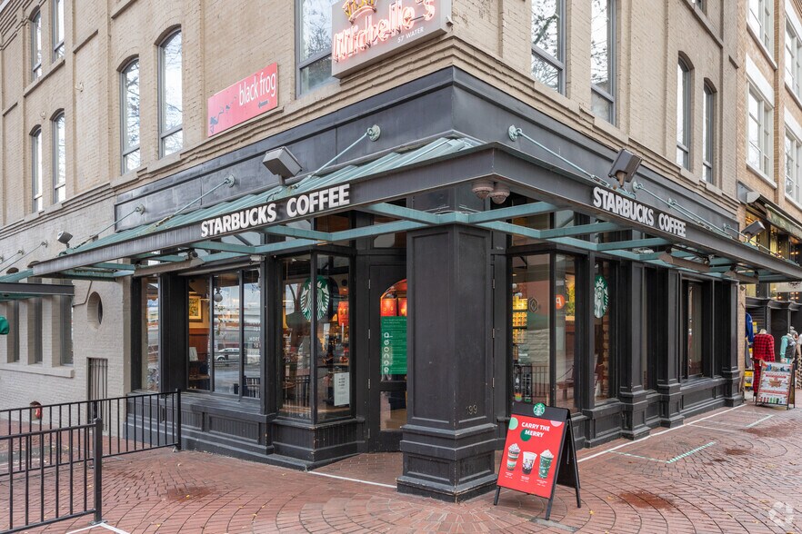 110 Cambie St, Vancouver, BC à louer - Photo de l’immeuble – Image 3 sur 12