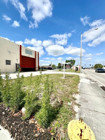 5500-5532 Pembroke Rd, Hollywood, FL à vendre - Photo de l’immeuble – Image 2 sur 22