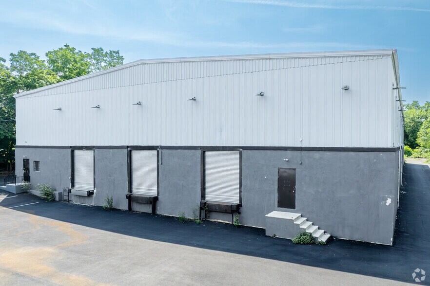 10 S Somerset Ave, Mount Holly, NJ à louer - Photo de l’immeuble – Image 3 sur 6
