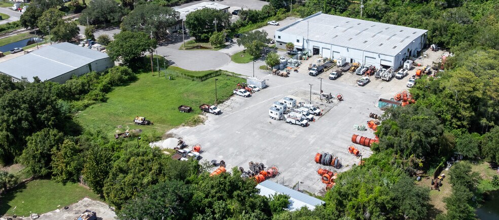 3161 Clemson Rd, Orlando, FL à louer - Photo de l’immeuble – Image 2 sur 4