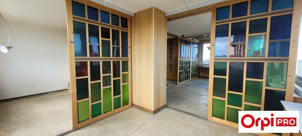 Bureau dans Saint-Brieuc à vendre Photo intérieure– Image 1 sur 8