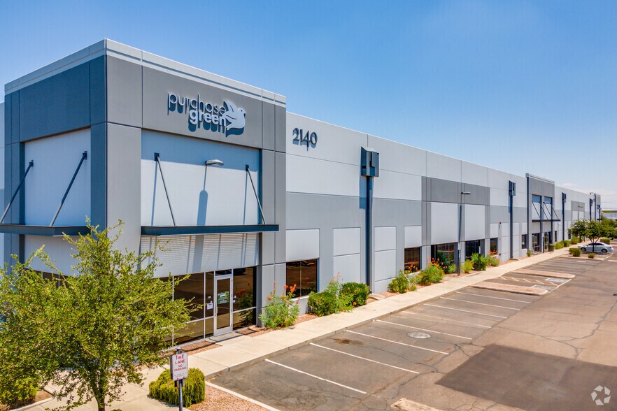 2140 S 7th Ave, Phoenix, AZ à louer - Photo de l’immeuble – Image 1 sur 6