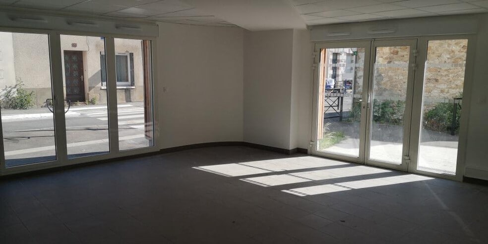 111 Rue De La Convention, Nantes à louer - Photo de l’immeuble – Image 3 sur 4