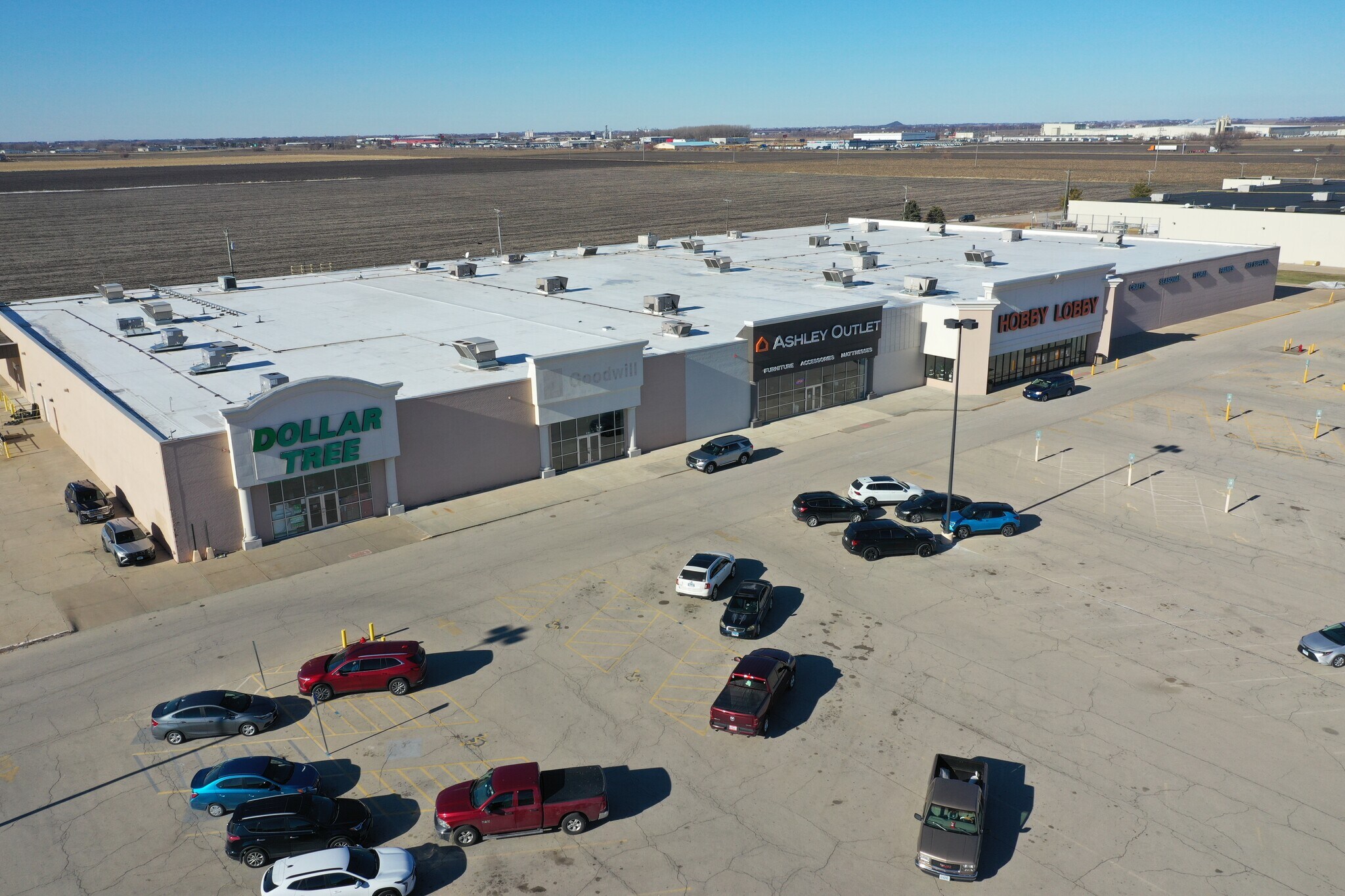 1647-1657 38th St, Peru, IL à louer Photo principale– Image 1 sur 2