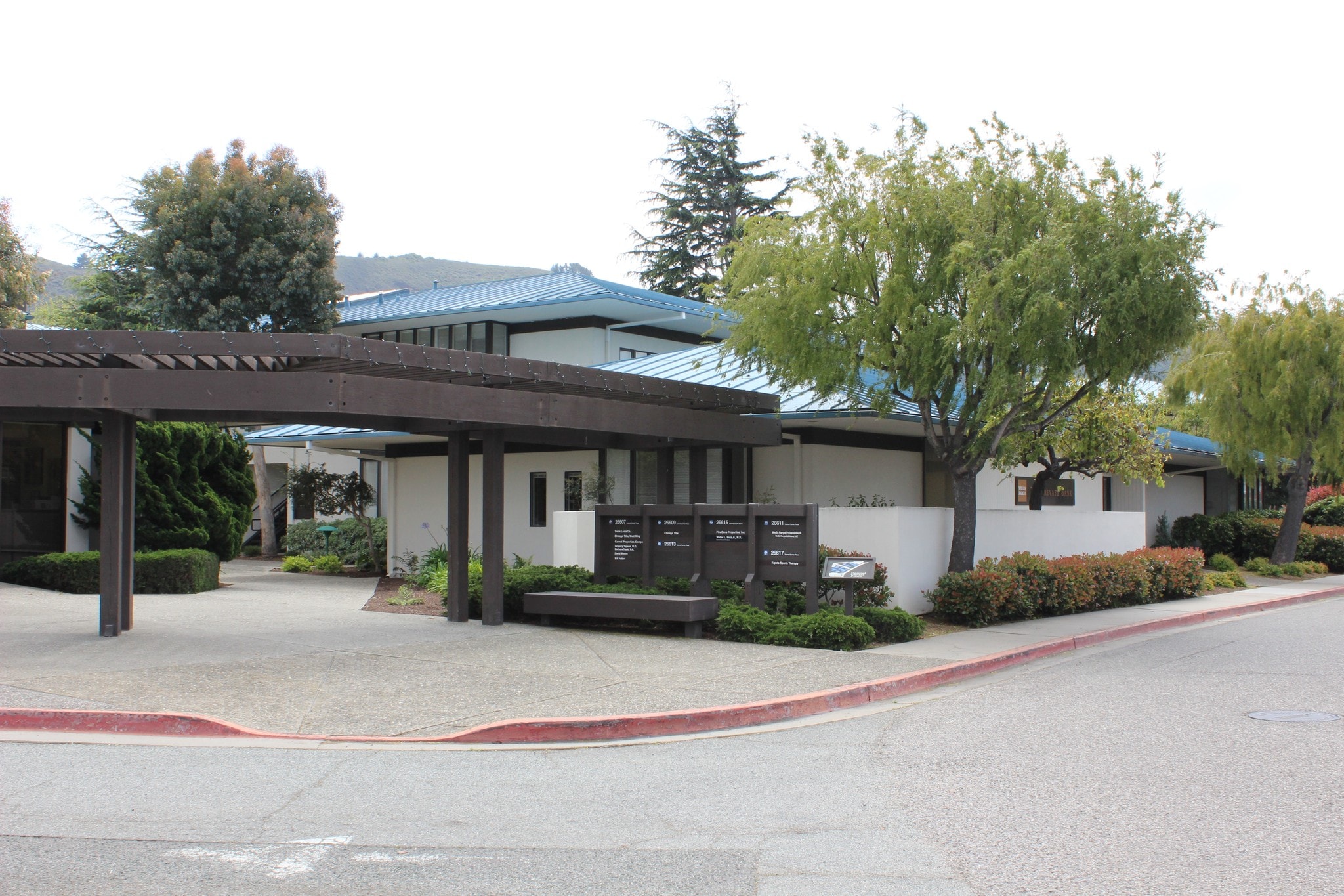26607-26625 Carmel Center Pl, Carmel, CA à louer Photo de l’immeuble– Image 1 sur 24