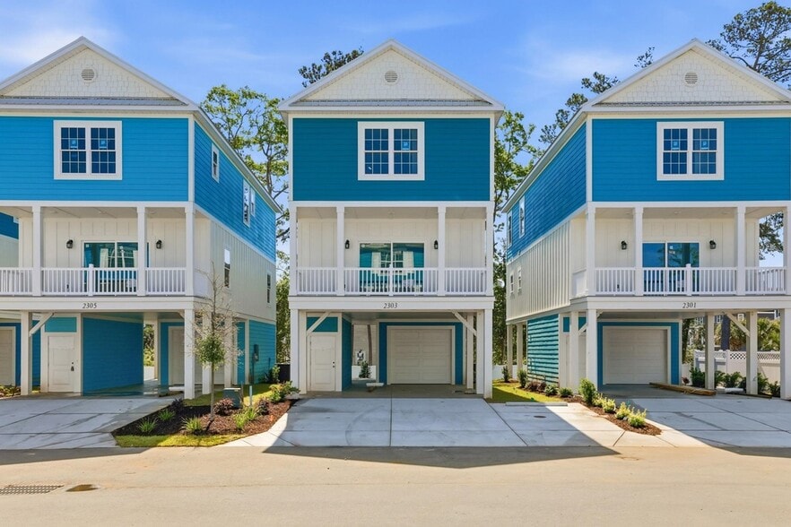 Seaseeker Ln, Myrtle Beach, SC à vendre - Photo principale – Image 1 sur 1