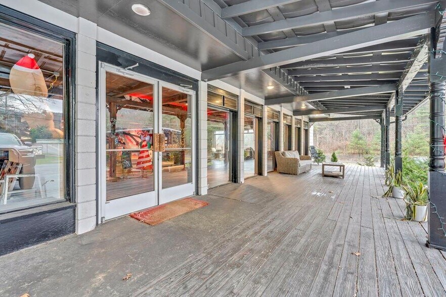 3894 US Hwy 321, Blowing Rock, NC à vendre - Photo de l’immeuble – Image 2 sur 28