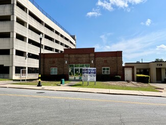 Plus de détails pour 745 Pine St, Macon-Bibb, GA - Bureau à vendre