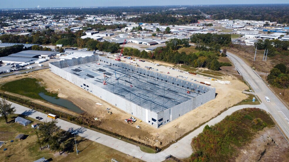 8800 Tom Dr, Baton Rouge, LA à louer - Photo de l’immeuble – Image 1 sur 5